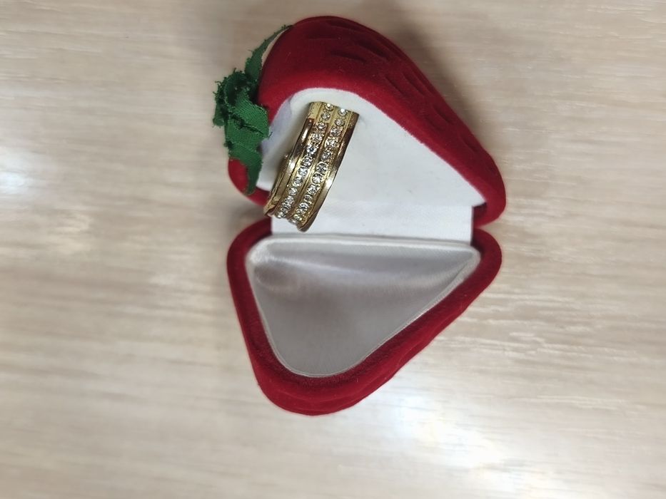 Каблучка Bvlgari біжутерія 18 розмір