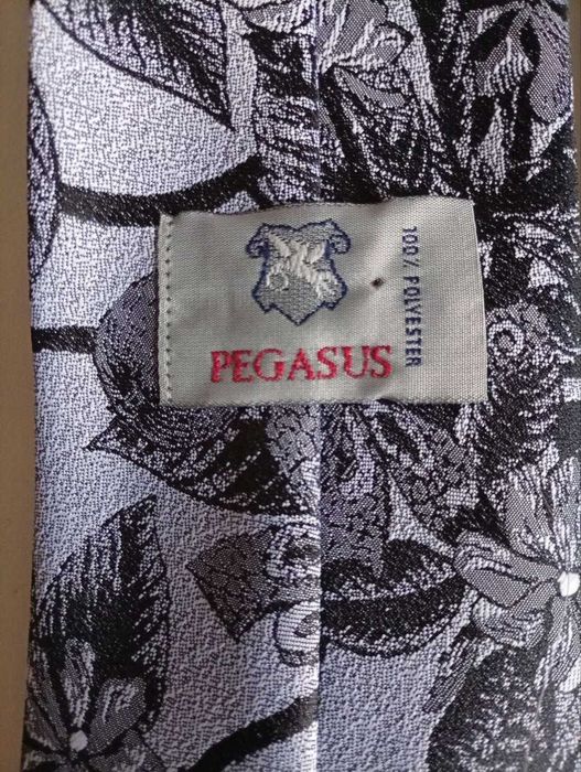 Галстуки-краватки Hugo Boss-оригінал Італія.