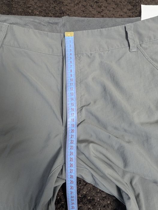 Штани Berghaus в гарному стані