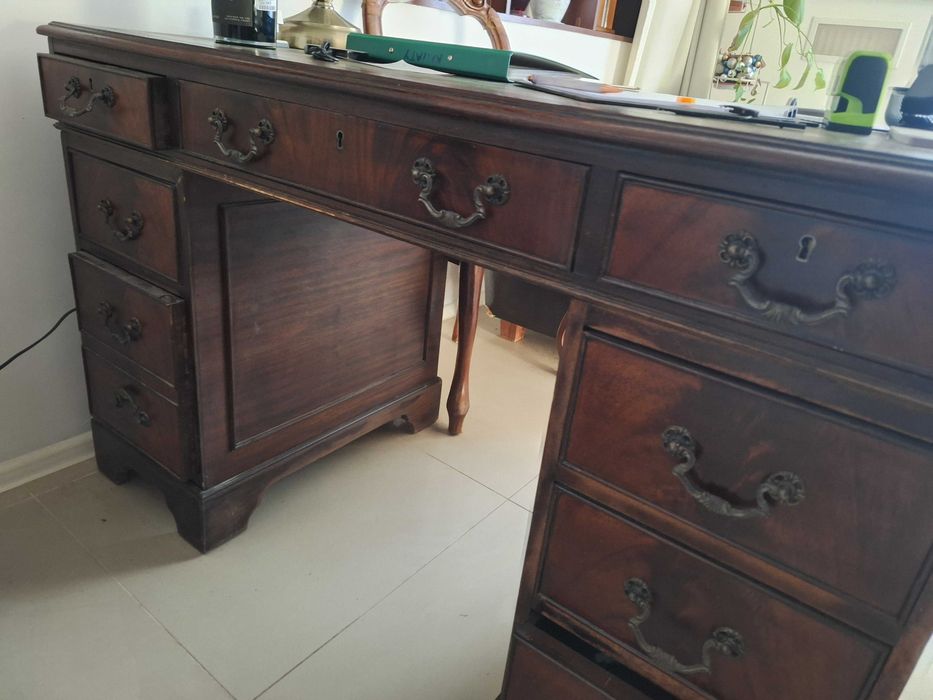 Piekne stylowe biurko