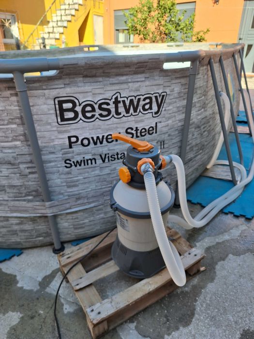 Piscina portatil com muito pouco uso