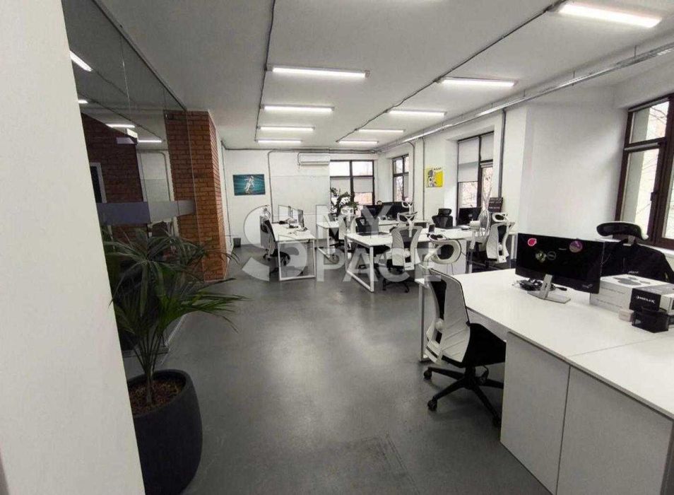 Стильний офіс Метро Печерська -Арсенальна 330 кв.м. меблі Центр