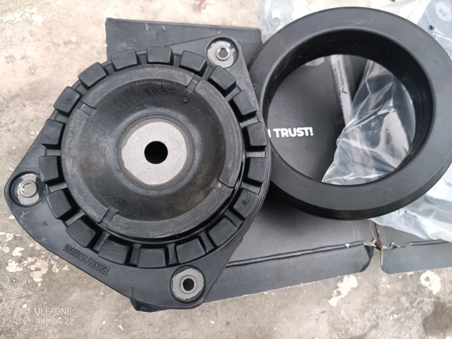 Опорні підшипники Renault Laguna