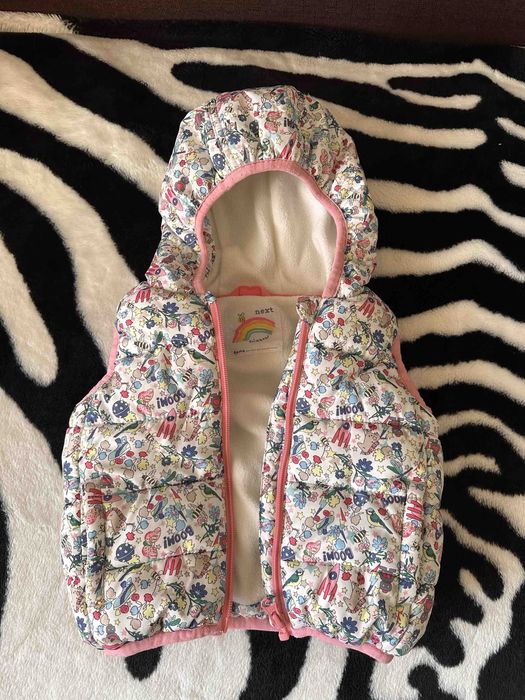 Жилетку для девочки 9-12 месяце