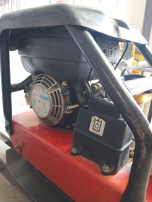 Zagęszczarka Dynapac Hatz Diesel 250kg