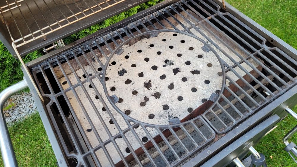 Grill węglowy Jaxon Obi