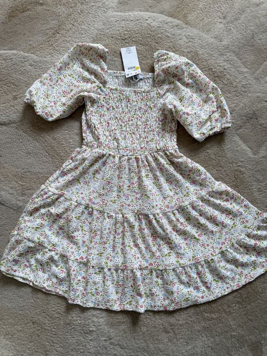 Reserved плаття для дівчинки. Нове. 128.