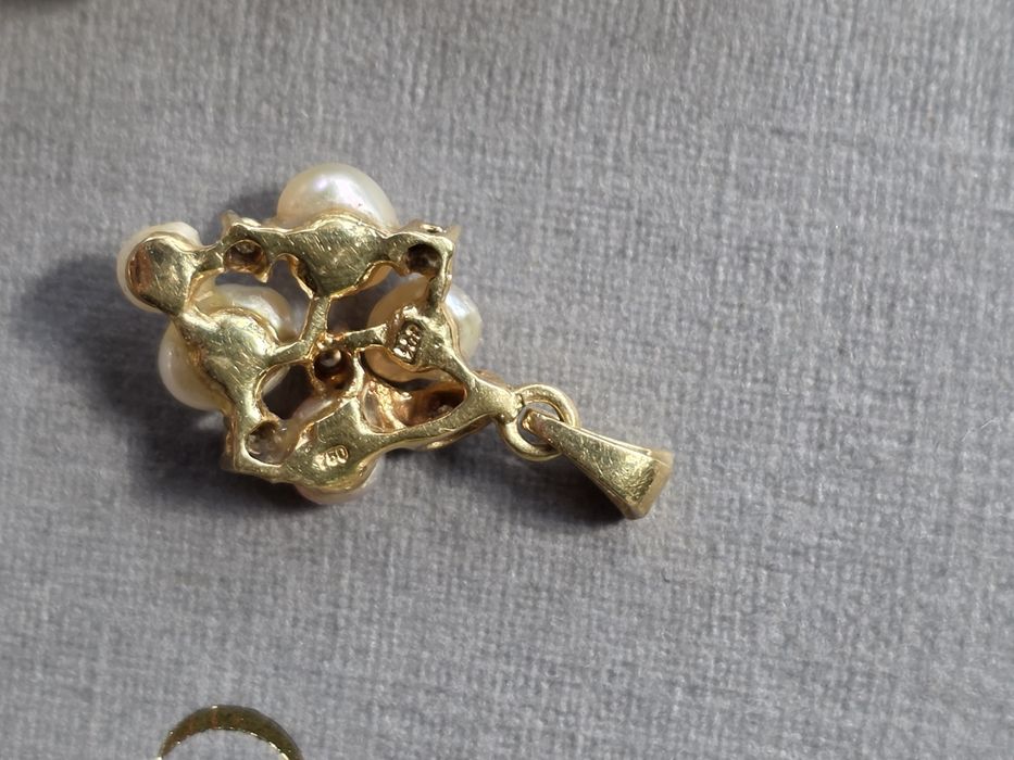 Wisiorek Złoto 750 Diamenty Perły Diamenty