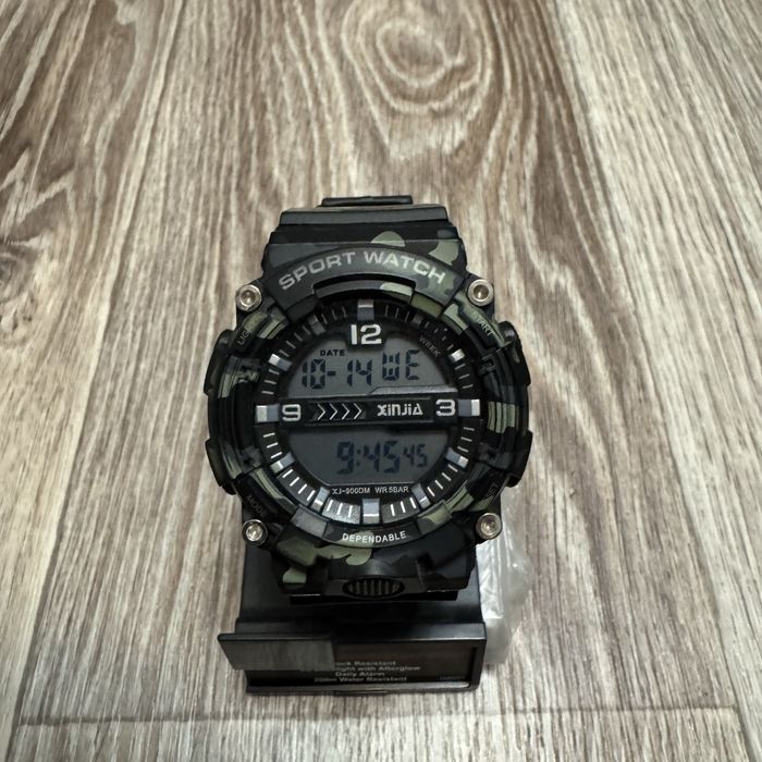 Продам годинник (часы) Sport Watch (типу G-shock)