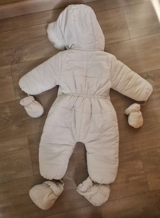 Зимовий комбінезон Bambino 80 розмір з рукавичками і пінетками