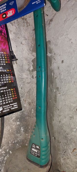 Podkaszarka elektryczna