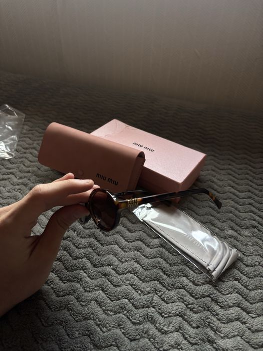 oculos de sol miu miu