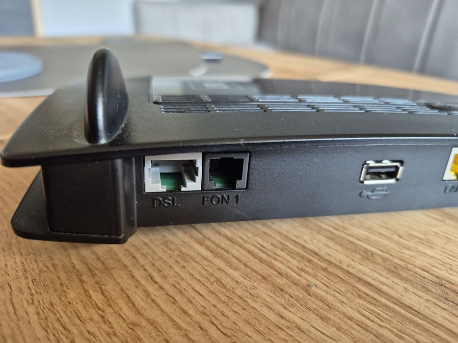 Router Fritz!Box 7330 SL    Fritz Box