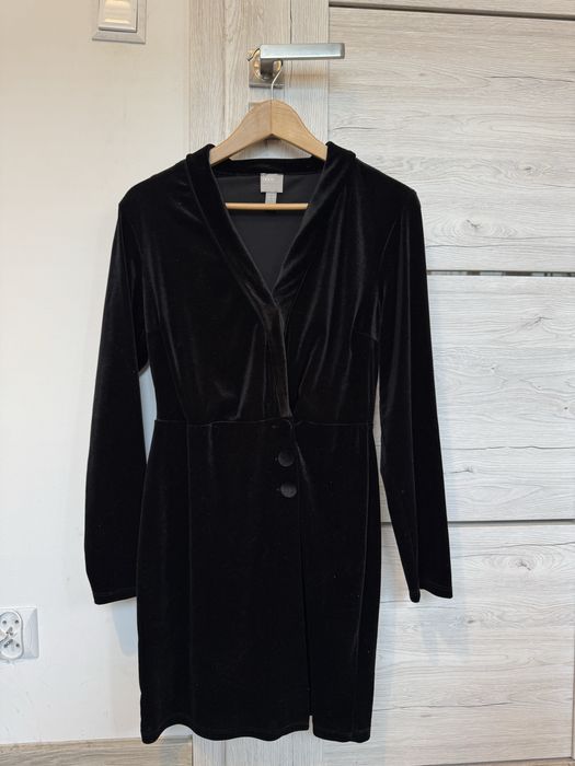 czarna sukienka