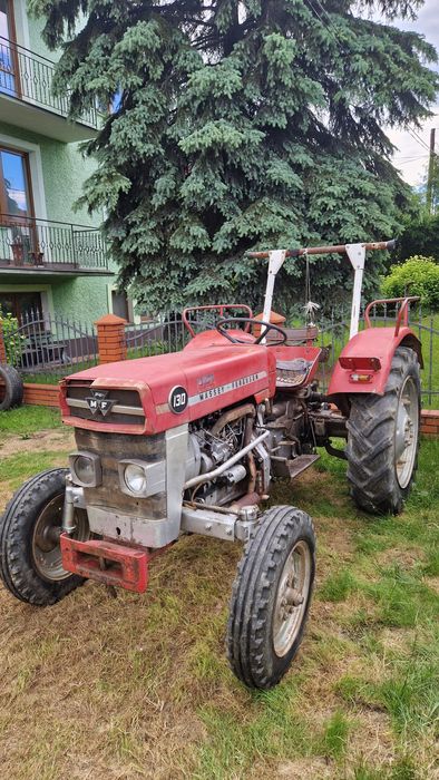 Ciągnik rolniczy traktor Massey Ferguson MF 130