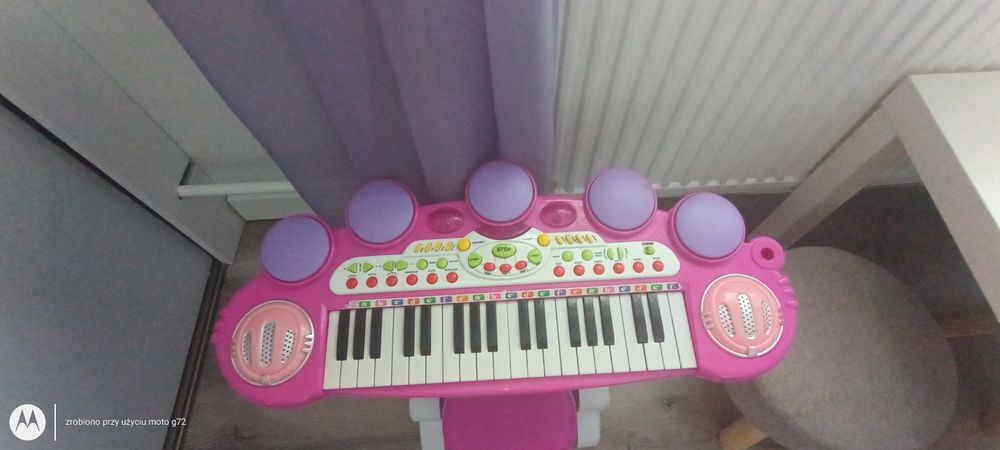 Pianino keyboard dla dziewczynki stan dobry