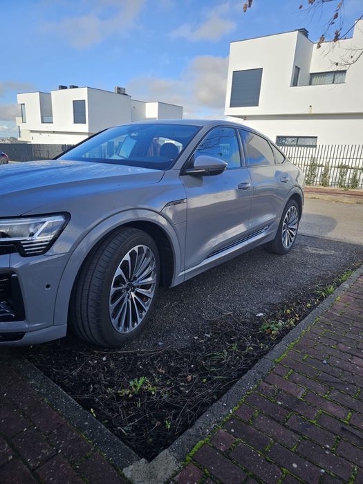 Audi Q8 E - Tron Sportback 50 quattro S Line