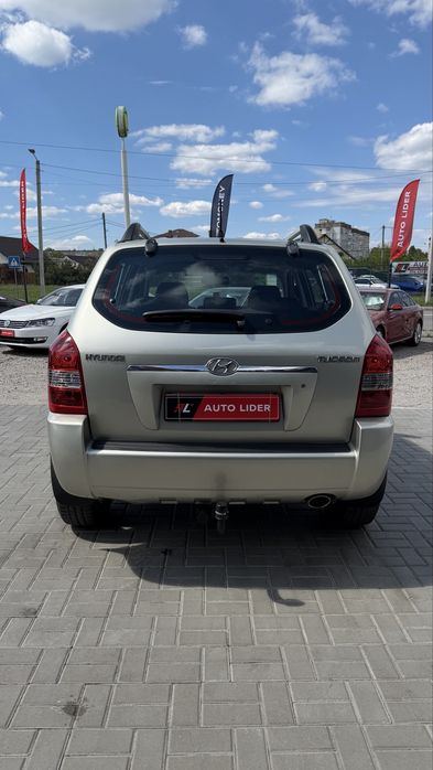 Hyundai Tucson Хюндай Тюксон 2007р 2,0 бенз 5МКПП 175т км НЕФАРБОВАНИЙ