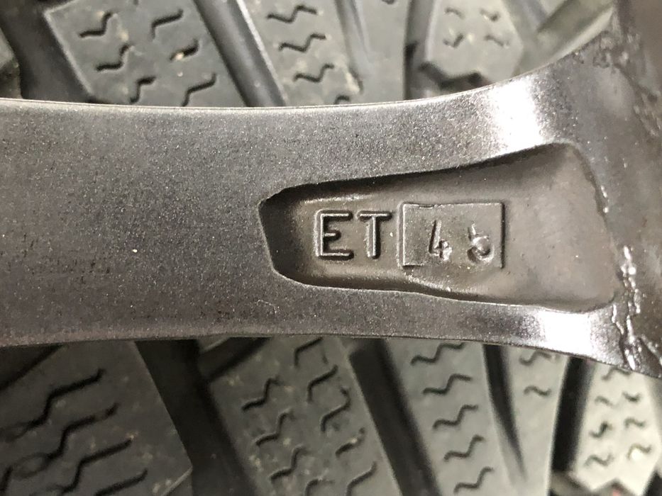 Диски 5x115xR17 підходять і 5х114,3 ET45 DIA: 72,6 mm