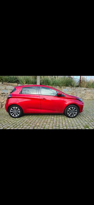 Aluguer Zoe Intens 52kw 24 horas/7 dias por Semana - Porto/ Braga