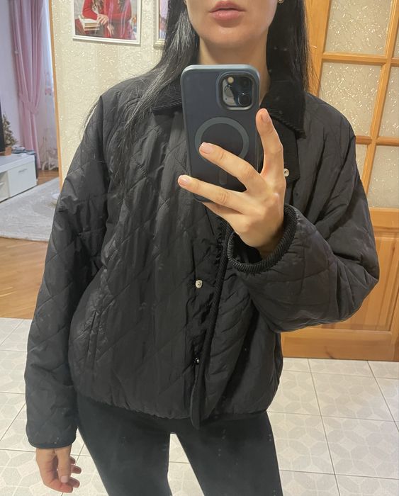 Куртка Massimo dutti . Розмір М .