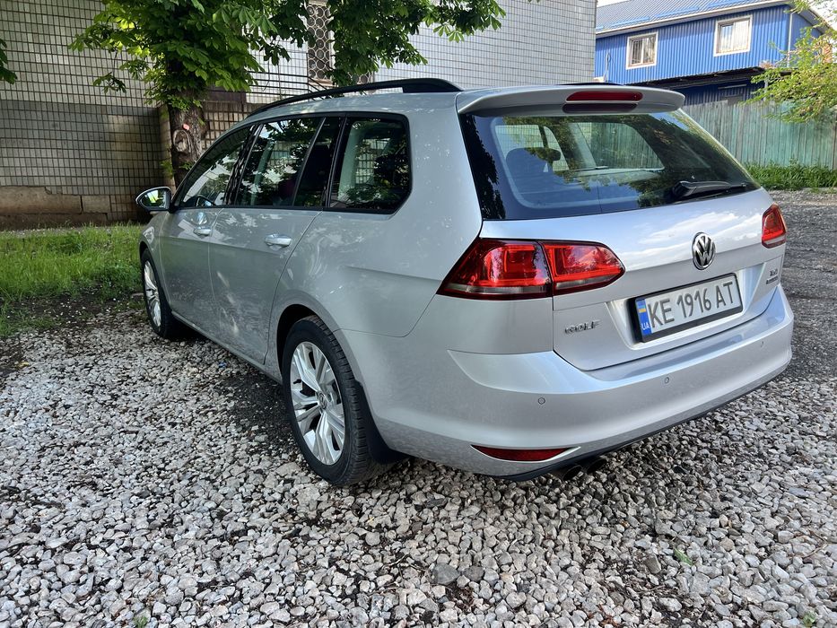 Продам Фольксваген гольф 7 1,4 tsi