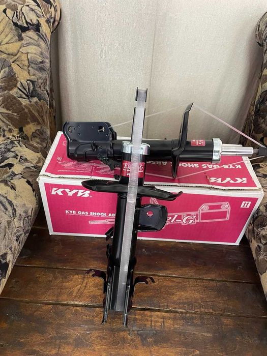 Оригінальні амортизатори KYB/SACHS/SATO TECH—передні/задні на всі авто