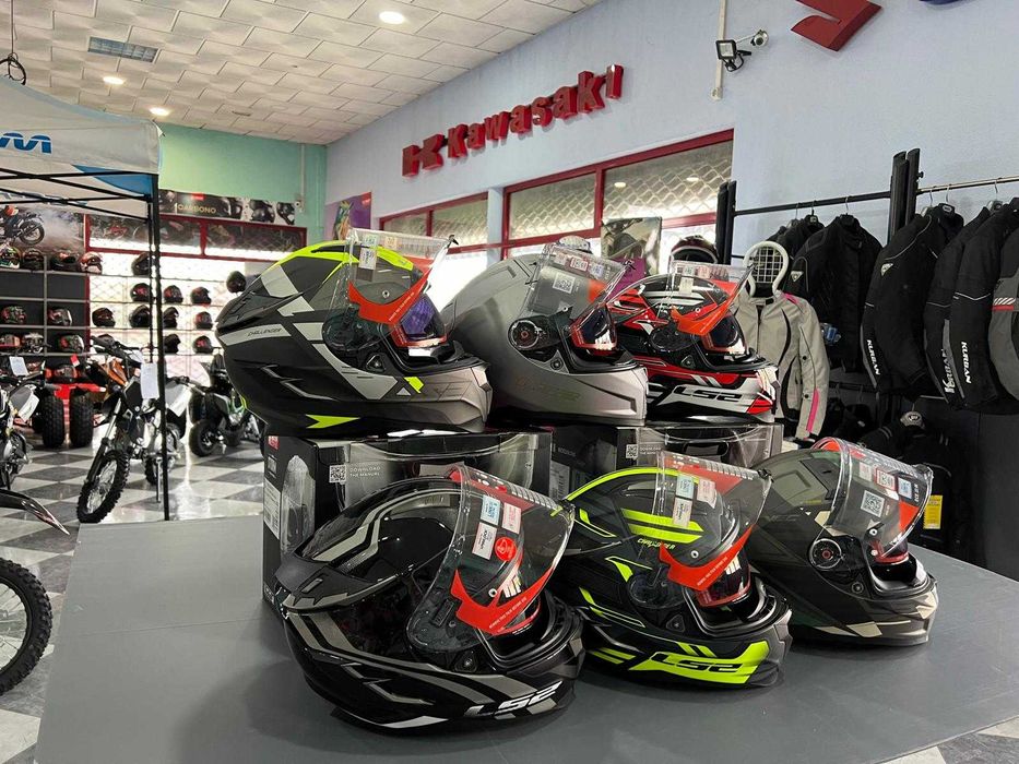 Capacete Integral LS2 FF327 Challenger e FF811 - Promoção