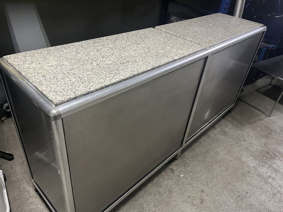 Balcão Móvel em aluminio com tampo em granito 2.00mt