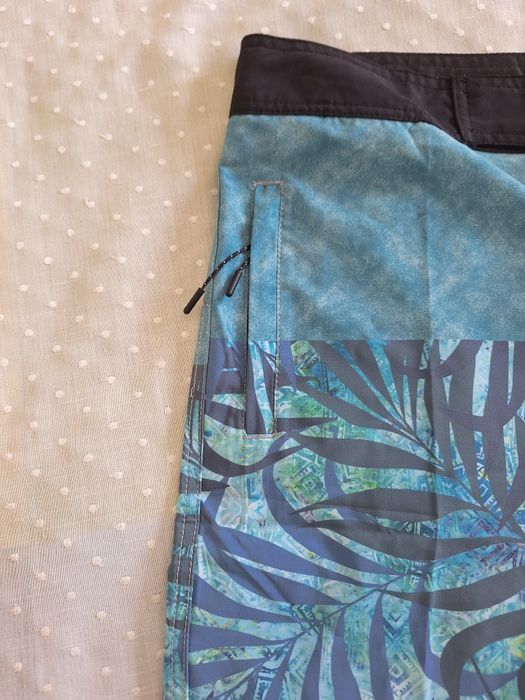 Calção NOVO de marca Hurley64409432796545121