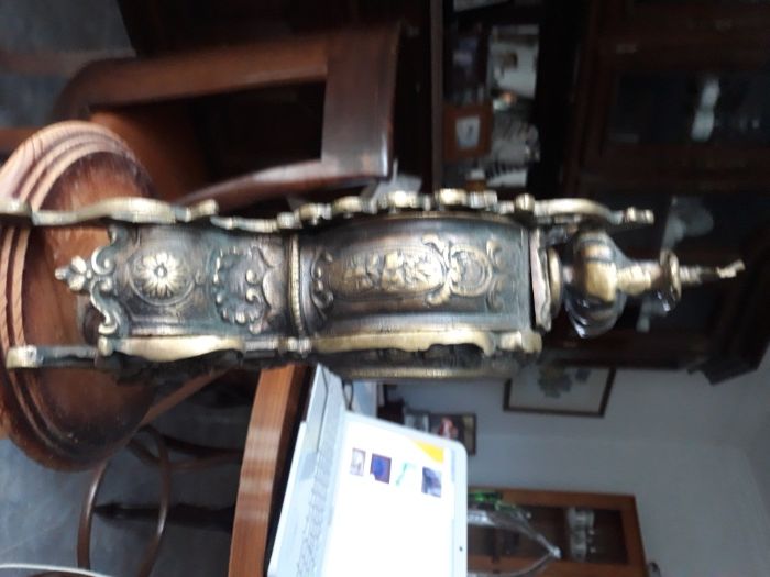 Relogio em Ferro Fundido da Reguladora