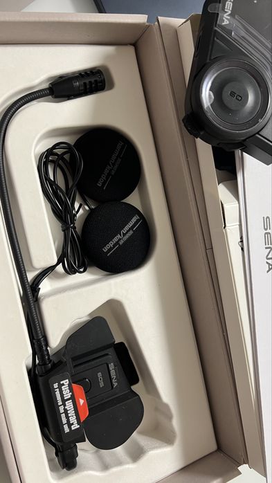 Мотогарнитура Sena 60S Harman Kardon