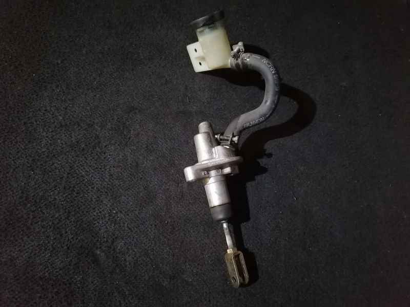 Bomba Do Pedal Da Embreagem Nissan Primera (P11)