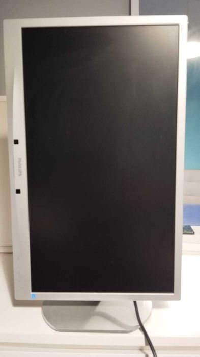 2x Monitores Profissionais Ergonomicos (Philips 24" + HP 23")