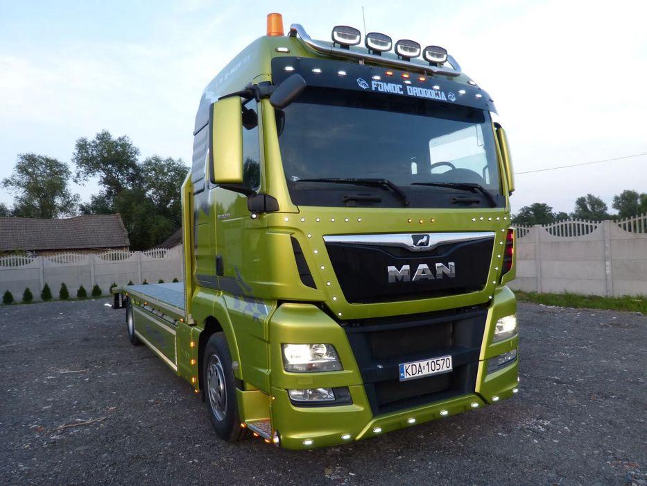 MAN TGX 18.400 POMOC DROGOWA / AUTOLAWETA / SPECJALNY / WERSJA TOP /  NOWY NAJAZD LORH 8.2 M / EURO 6  xenon, stan jak nowy , zielony metalik , cały na poduszkach