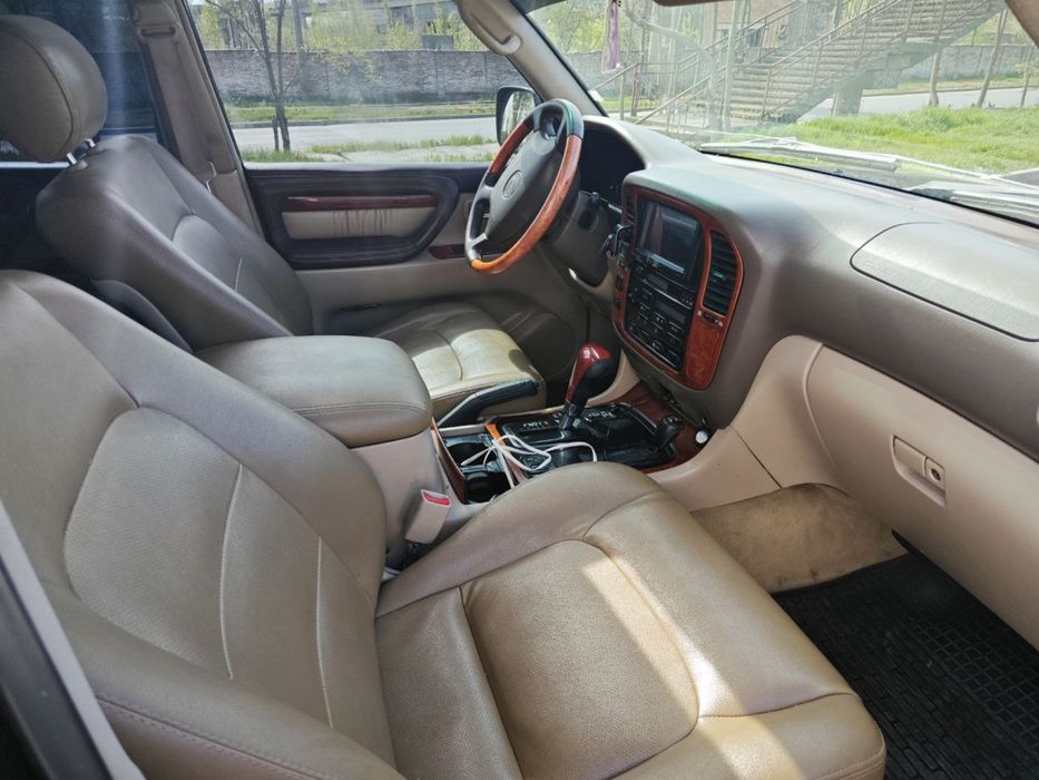 Продам Lexus Lx470