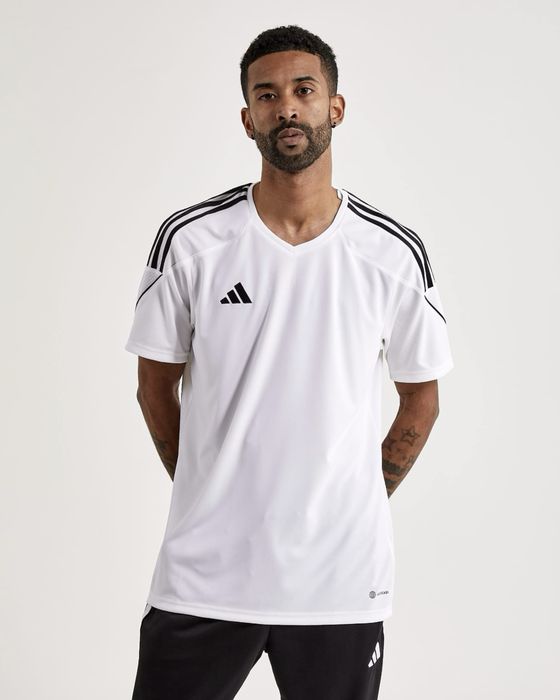 Adidas футболка размер L оригинал