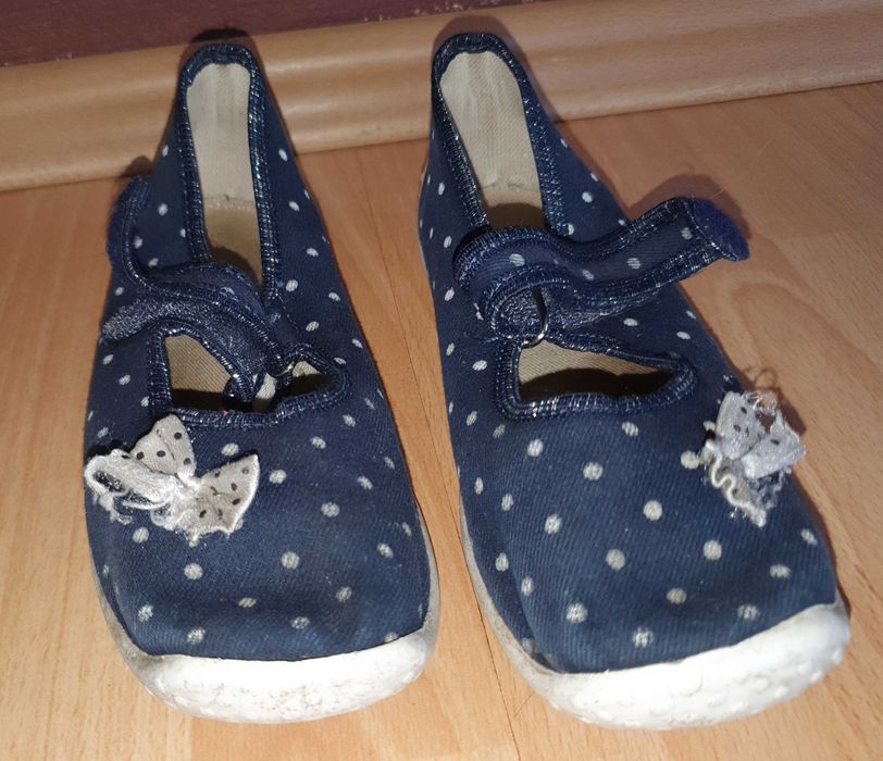 Buty / baleriny materiałowe roz. 32 (122/128) (335