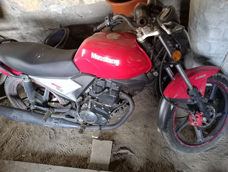 Продам мотоцикл 150кв очень хорошо состояние