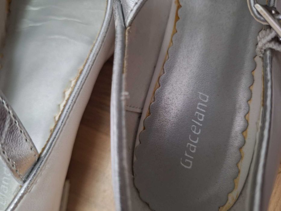 Buty lakierki komunijne rozm 35