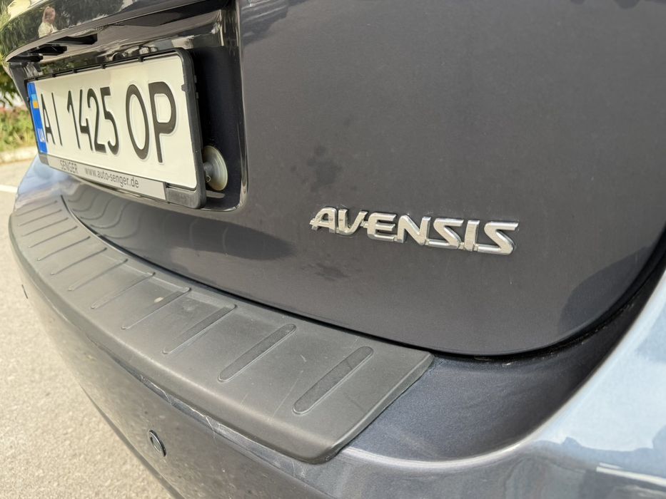 Toyota Avensis у відмінному стані