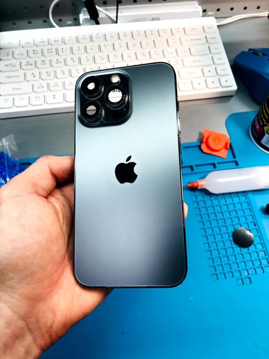 Ремонт телефонів. Заміна задньої кришки/скла iPhone