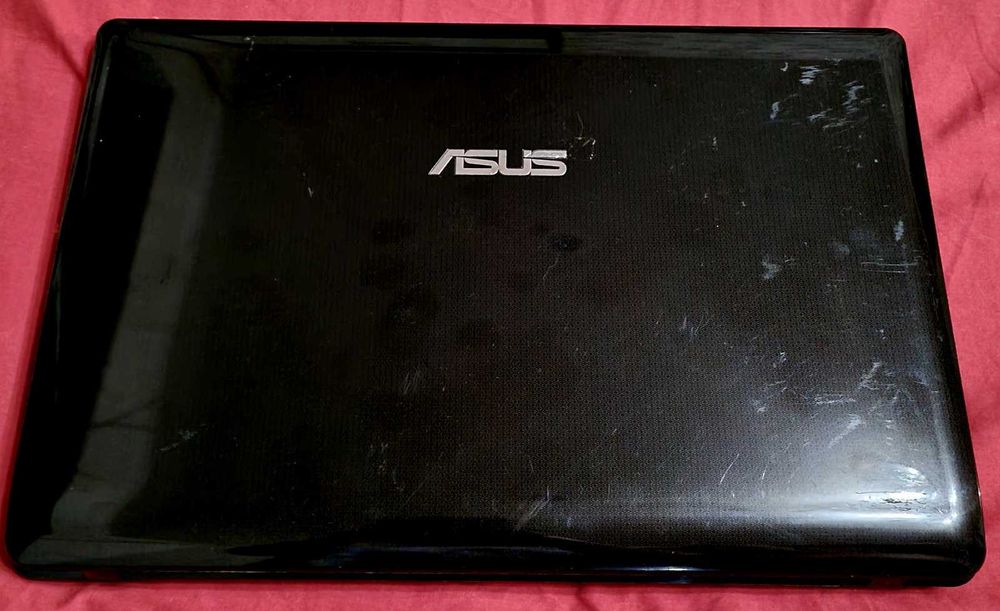 Ноутбук ASUS k52j