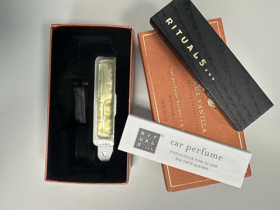 Ambientador rituals carro