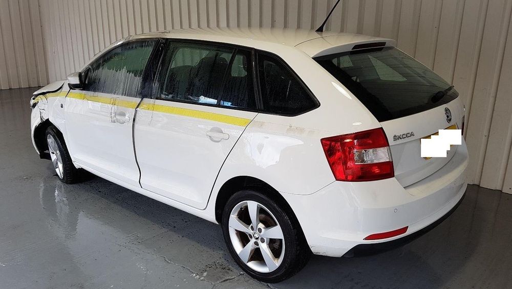 Skoda Rapid Se Tech 1.2 Tsi De 2015 Disponível Para Peças
