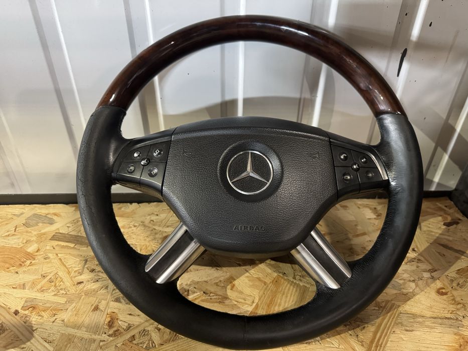 Руль з деревом Mercedes W164 ML GL