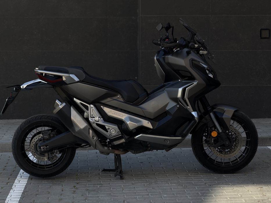 HONDA X-ADV 750 - Oportunidade!