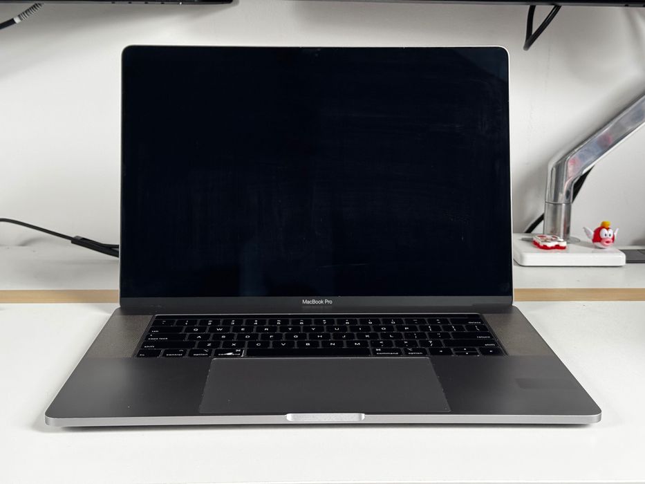 macbook pro 15 2019 – Komputery, cena na OLX.pl