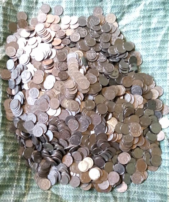 Продам  монети  України для моделюванн