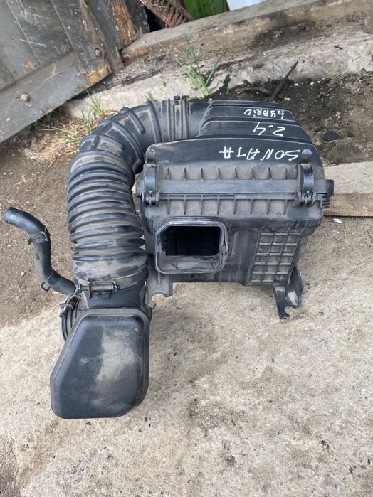 Корпус повітряного фільтра Hyundai Sonata YF hybrid 11-15 28110-4R100